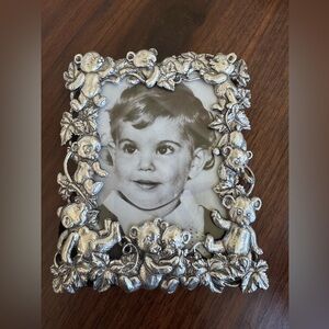 Signed Arthur Court Teddy Bear Pewter 5x6 picture frame. Fits 4x6 photos